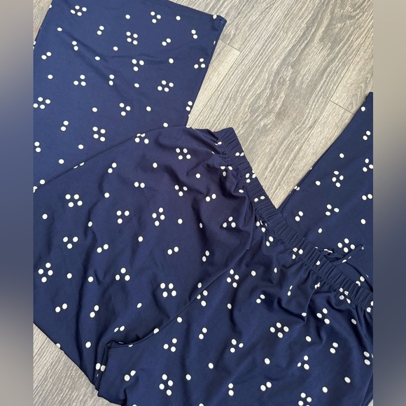 Plus Size Stretchy Pants - Picture 2 of 4